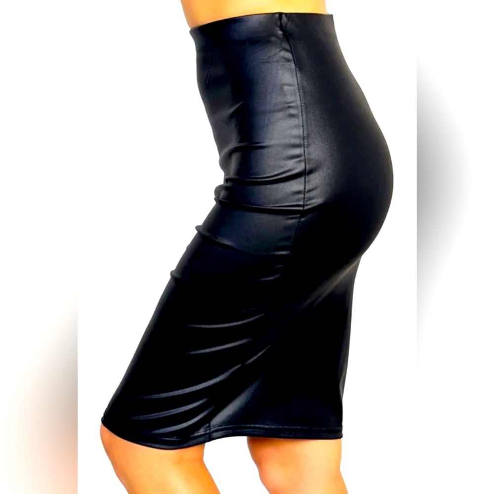 Gothic Vinyl Black Stretch Pull on Pencil Knee Skirt Punk Gothic Rock Nwt V2K